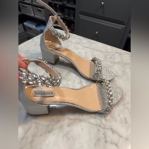 Size 10 Silver dressy low block heel